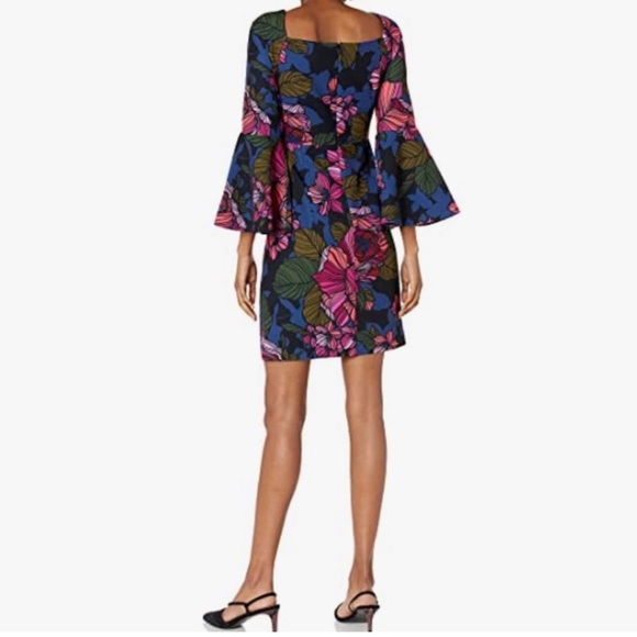 Trina Turk Miley Bell Sleeves Floral Dress Size 8 - Picture 2 of 11